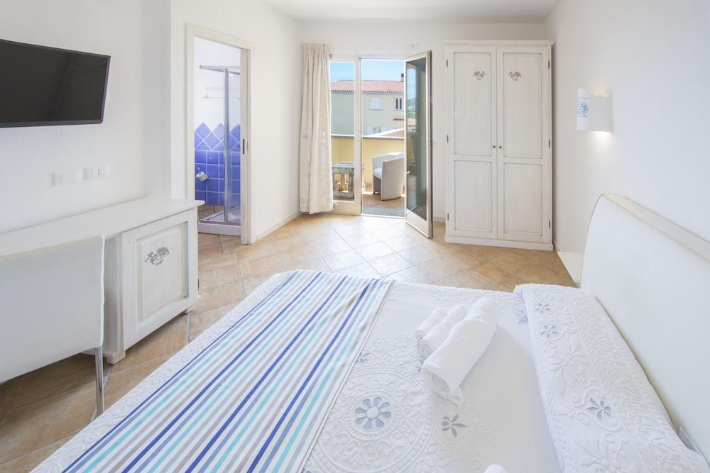 Olbia City Hotel Екстериор снимка