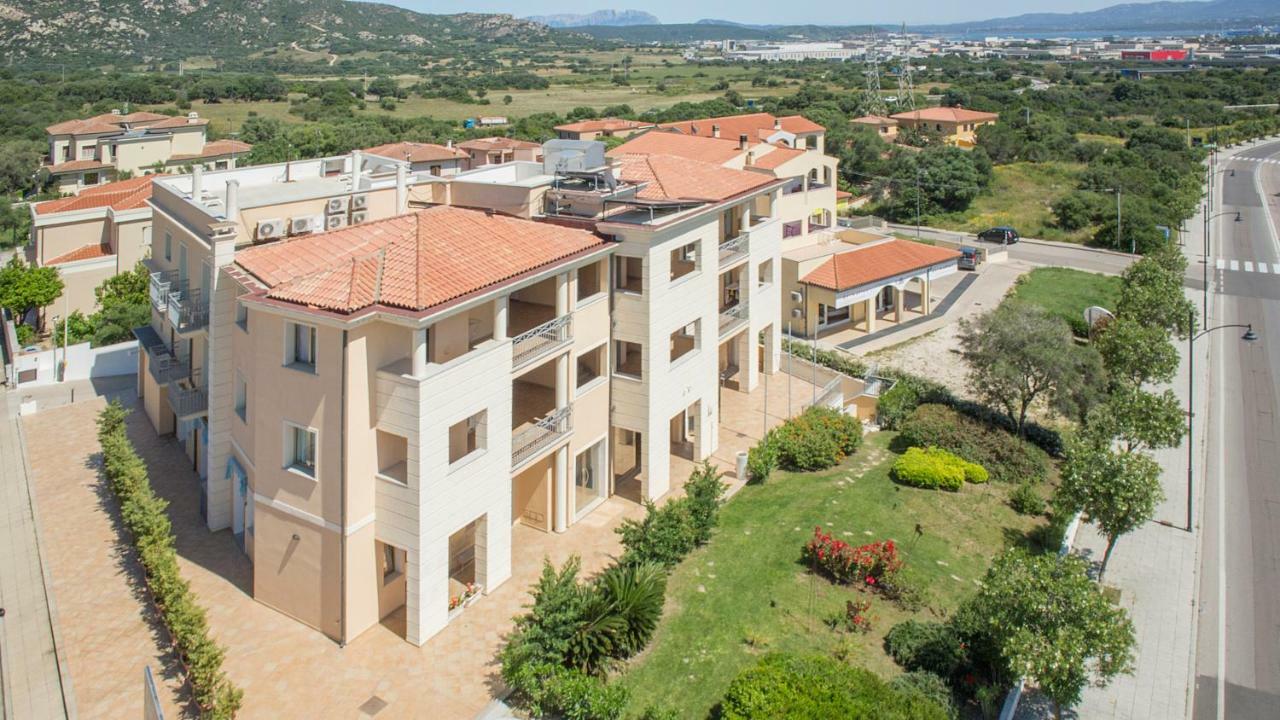 Olbia City Hotel Екстериор снимка